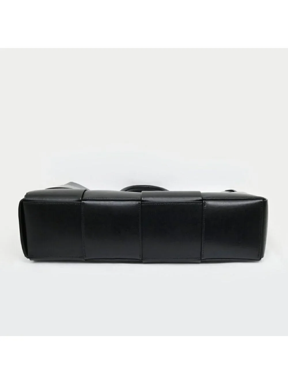 Bottega Veneta Arco Tote Black Intrecciato Calf Leather